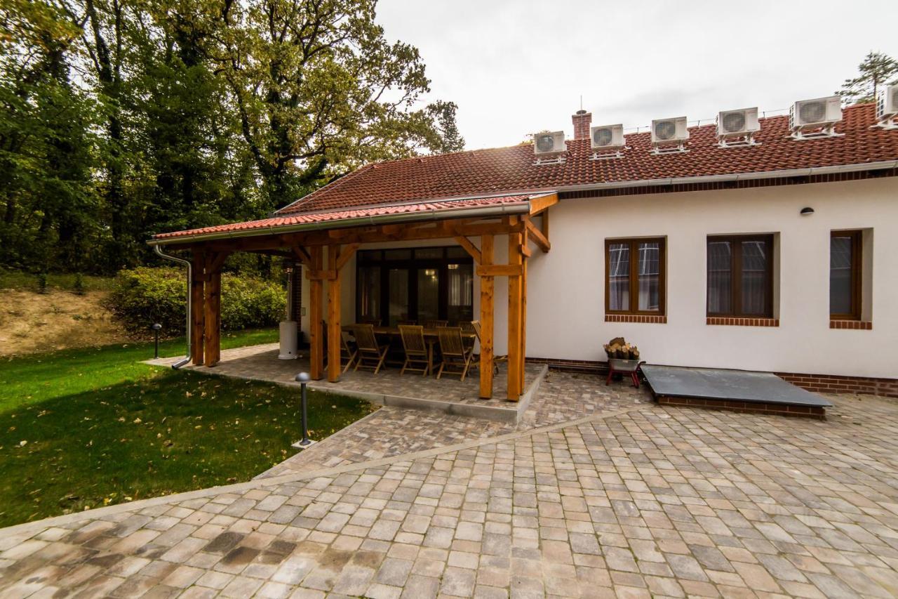 Hotel Haracsi Vendeghaz Zselickisfalud Zewnętrze zdjęcie